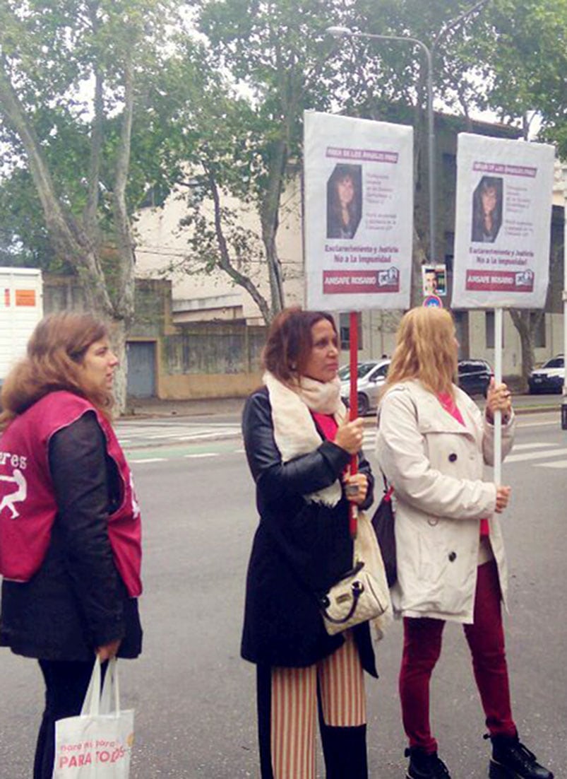 Hubo una movilización frente al Instituto Médico Legal.
