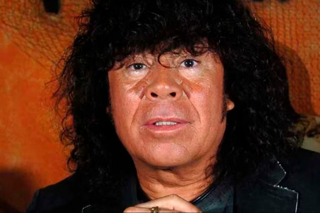 "La Mona" tiene 72 años y más de 90 discos editados.