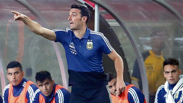 Scaloni debutará oficialmente en marzo por fecha FIFA.