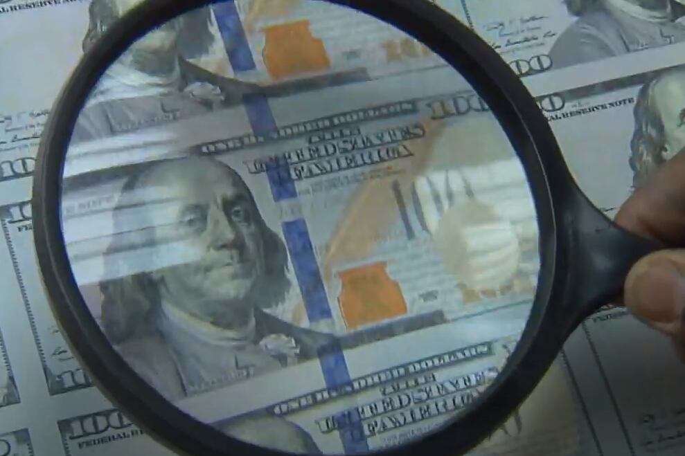 Cuáles son los cambios del nuevo billete de 100 dólares. (Foto: Fed)