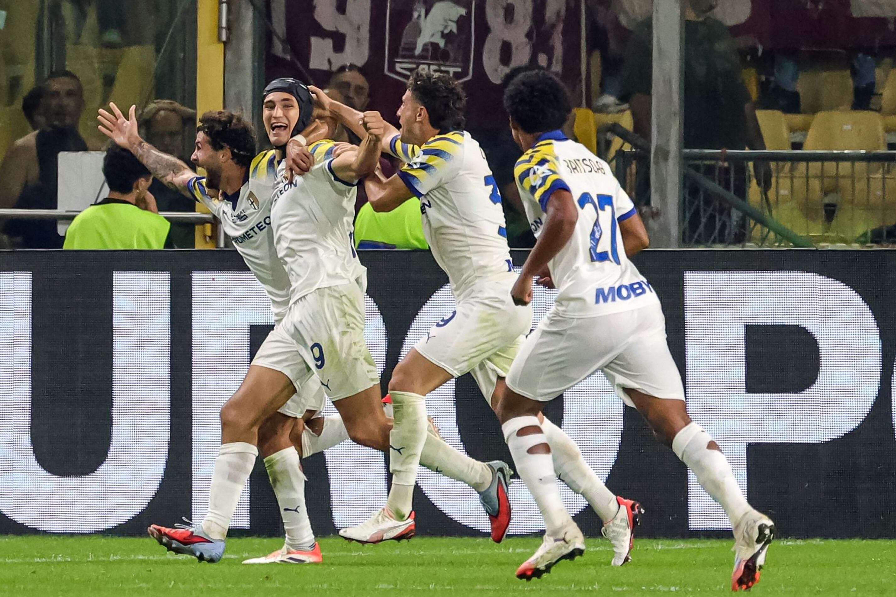 Todo Parma abraza a Pellegrino.