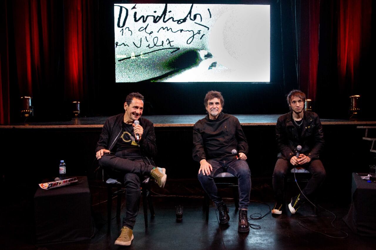 "El público sigue viniendo porque pasa  algo que no tiene que ver con las canciones, tiene que ver con la energía, con una comunión."