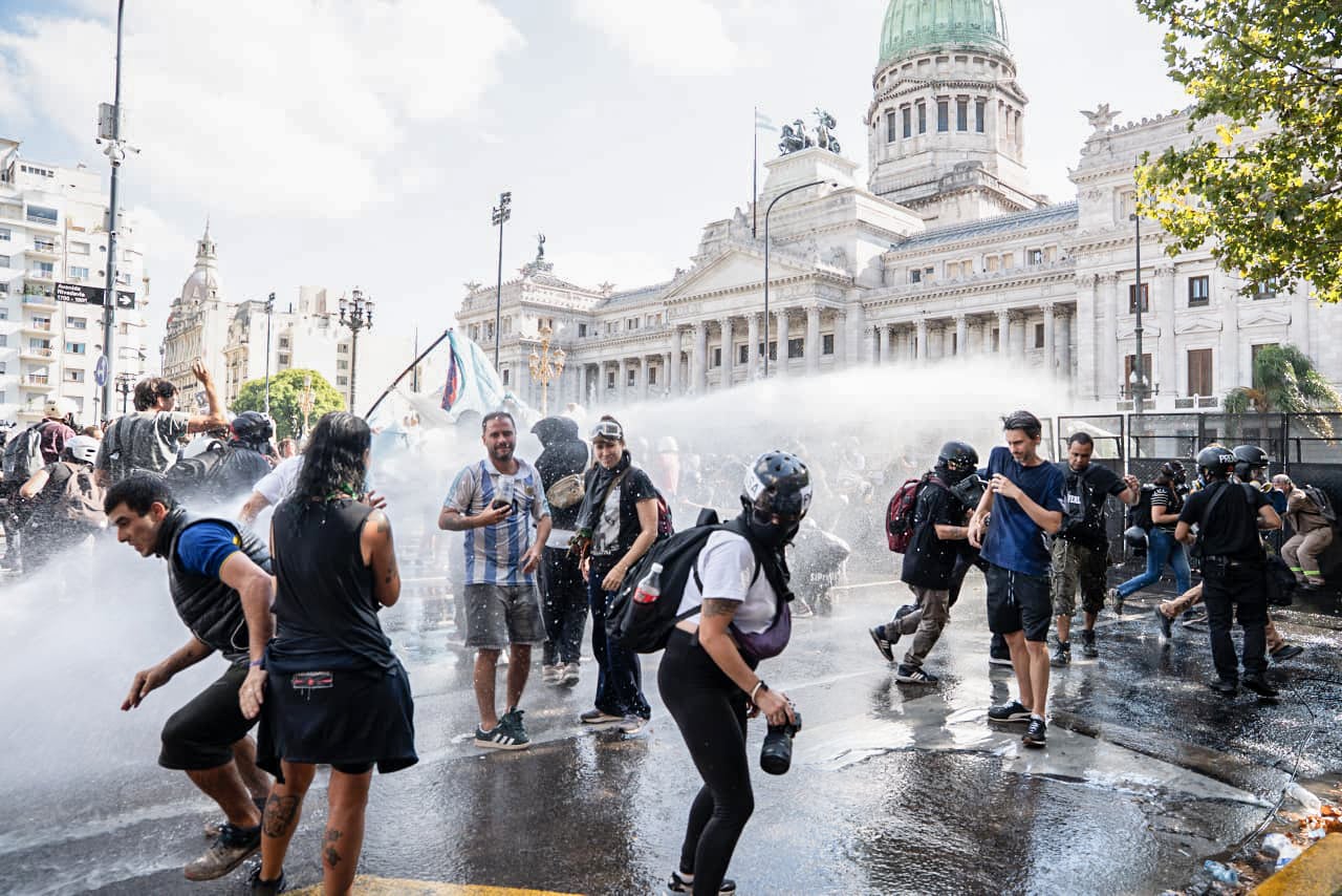 Represion en marcha contra la reforma laboral, paro CGT