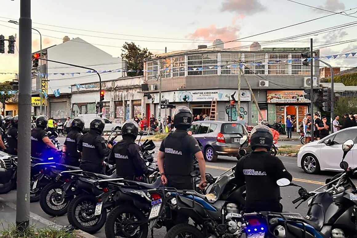 Vicente Lopez, denuncia por represion policial a una murga