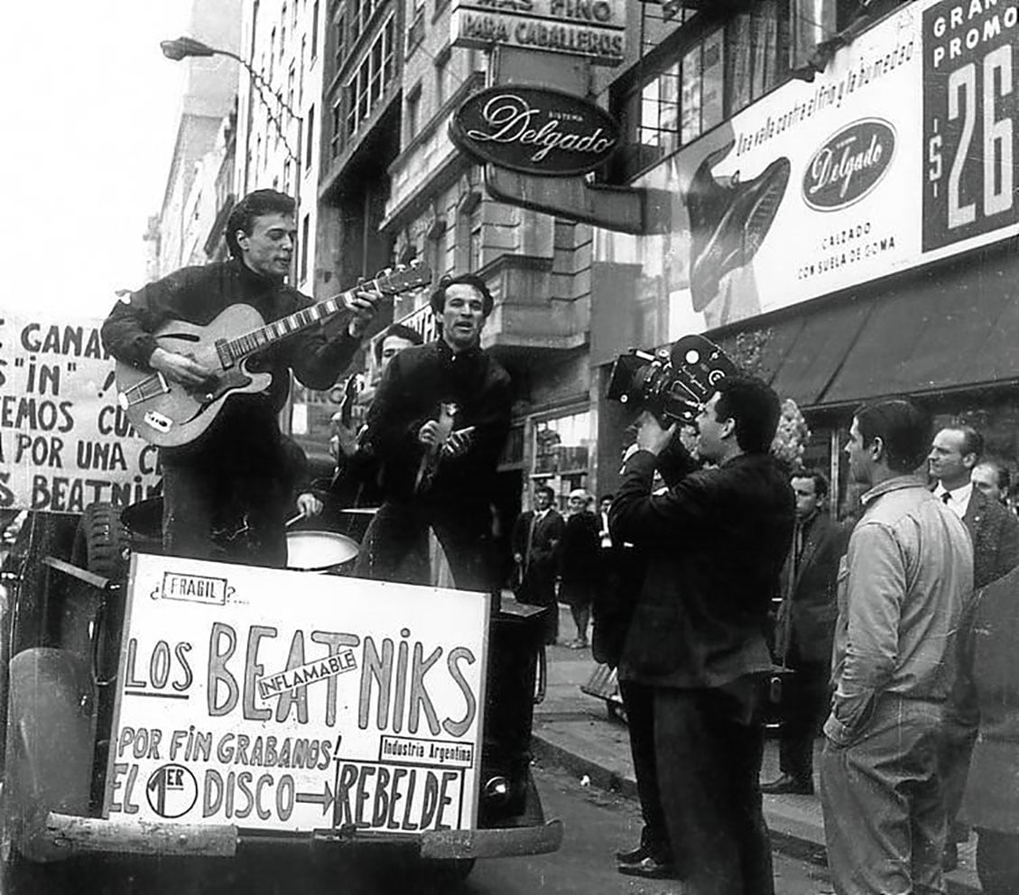 GENTILEZA
    Moris-Pajarito-Zaguri-Los Beatniks