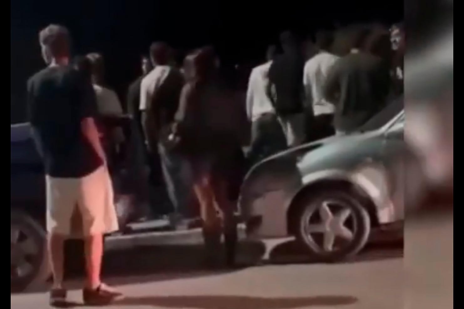 CAPTURA VIDEO
tucuman patota 20 rugbiers golpearon joven 19 años