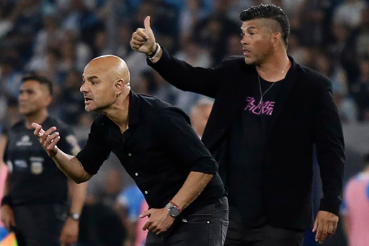 FOTOBAIRES 
   torneo liga profesional  racing  platense  orsi  gomez