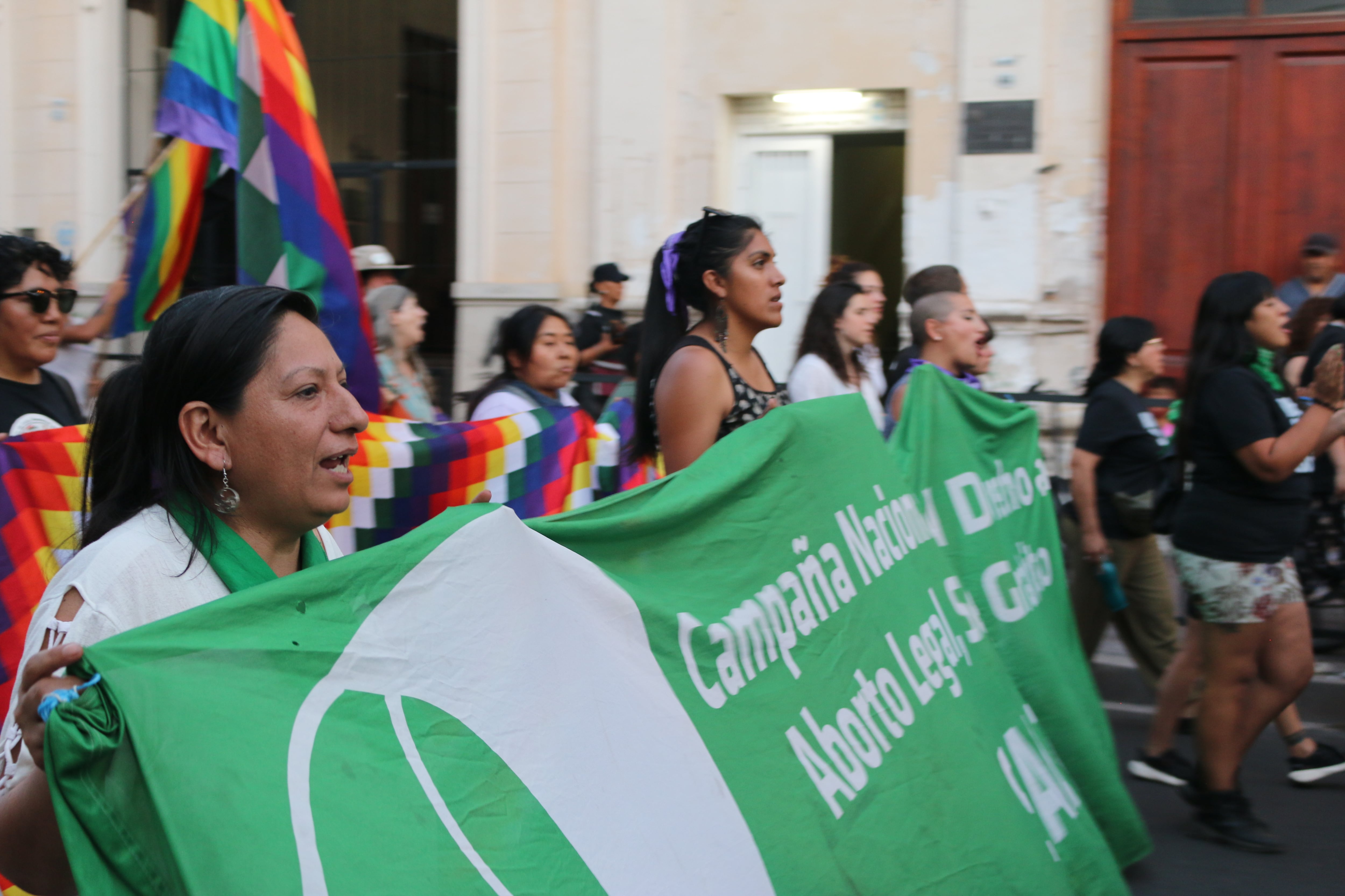 Al grito de "salteño machista, tu hija es feminista"