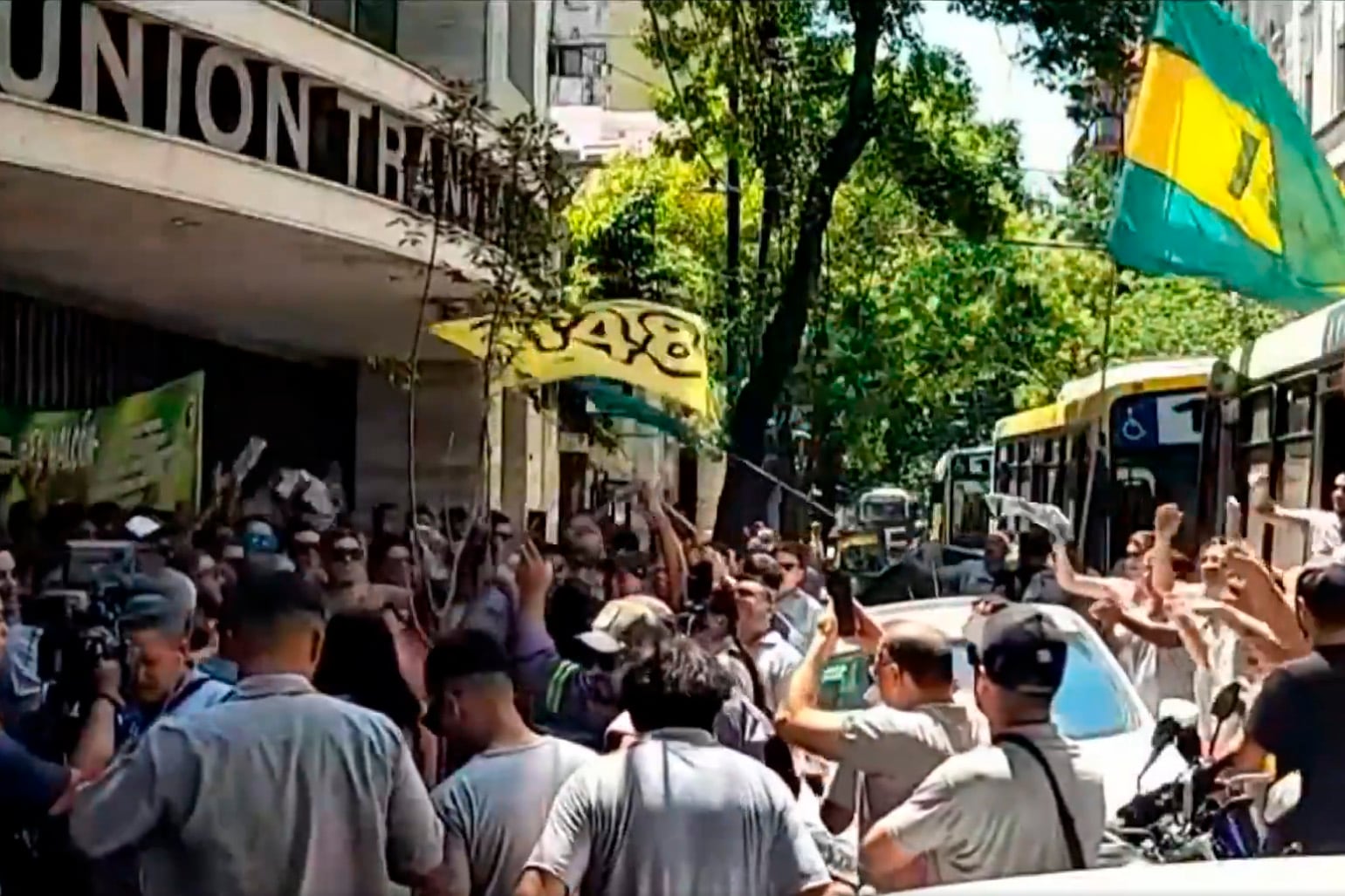 paro de colectivos de la línea 148