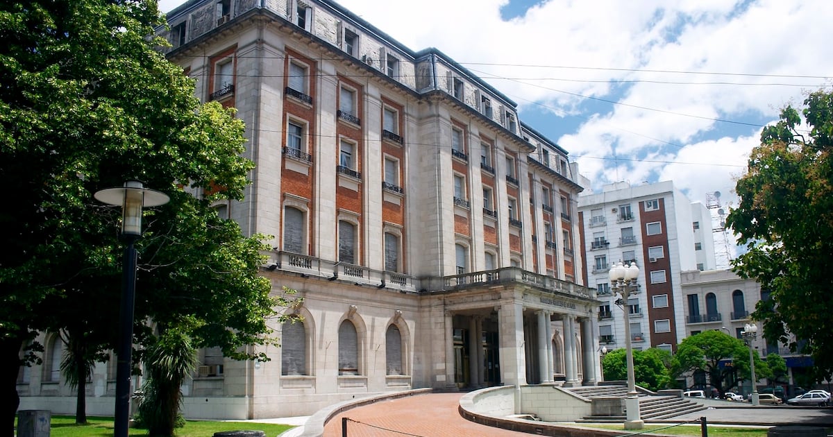 Identifican e indagan a un exintegrante de la CNU por el crimen de un estudiante