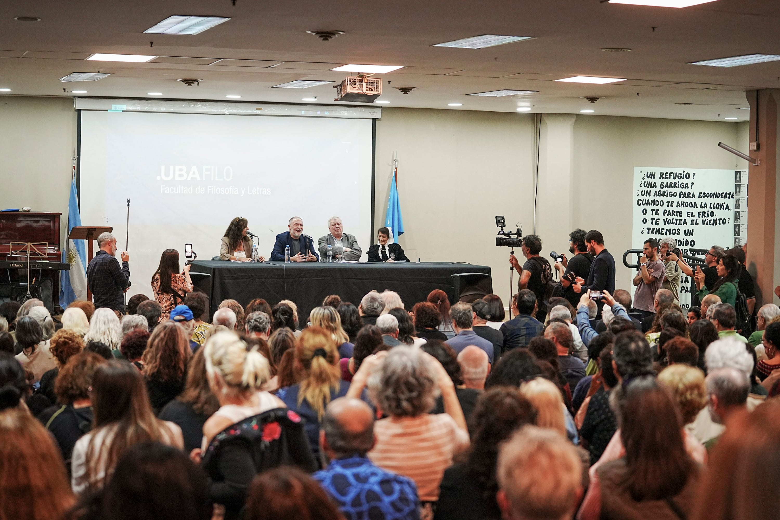 2026-04- 17,  Taty Almeida, presidenta de Madres de Plaza de Mayo Líneas Fundadora recibe el  Diploma Honoris Causa en la Facultad de Filosfía y Letras de la Uba