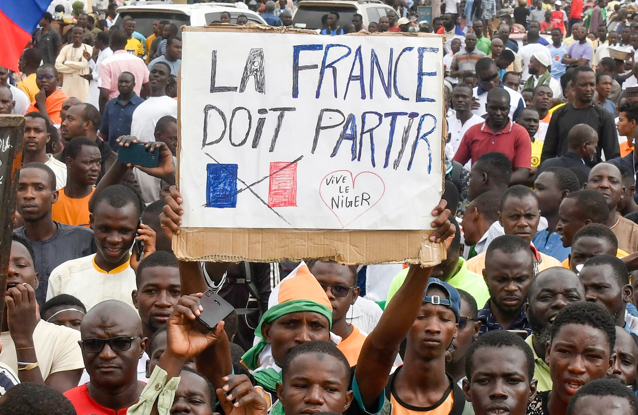 Manifestación antiimperialista en el aniversario de la independencia de Niger, una excolonia francesa.
