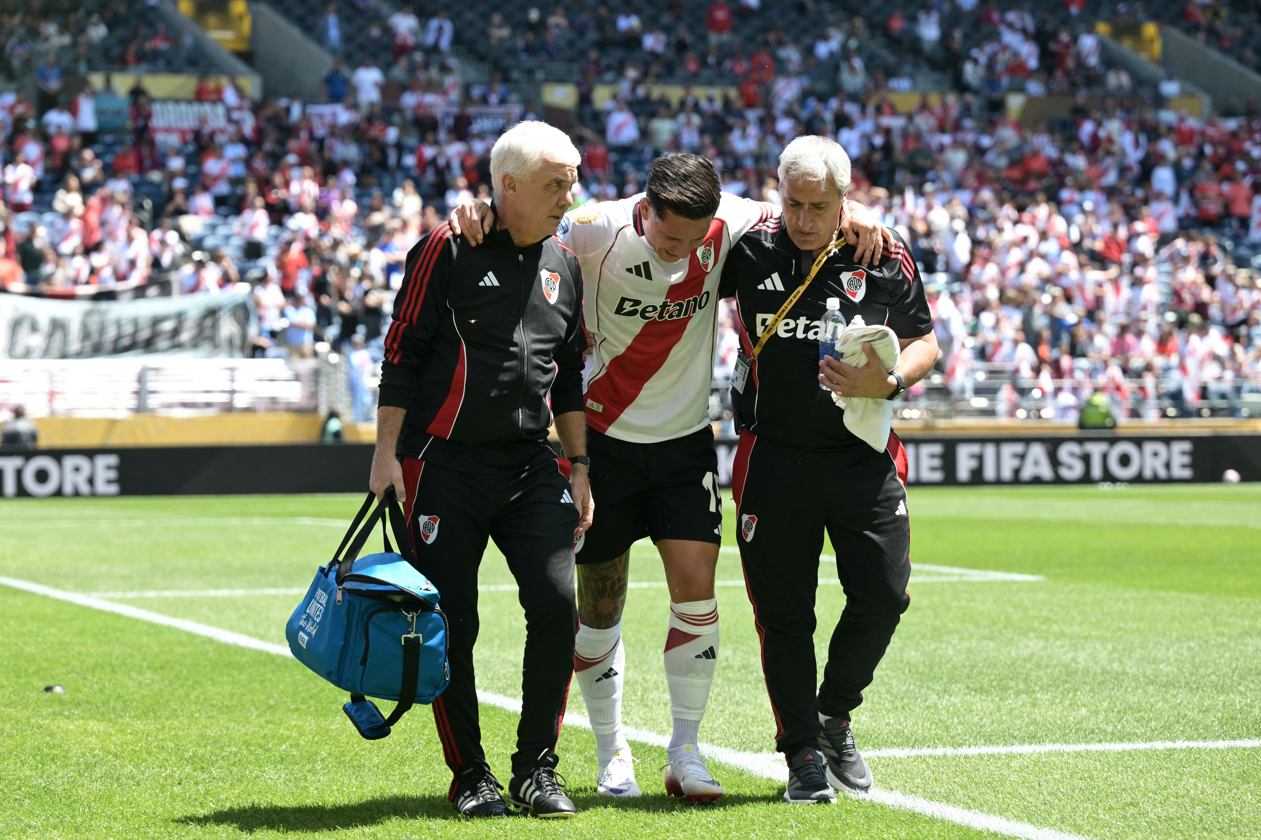 Driussi tiene entre un mes y medio y dos meses de recuperación
