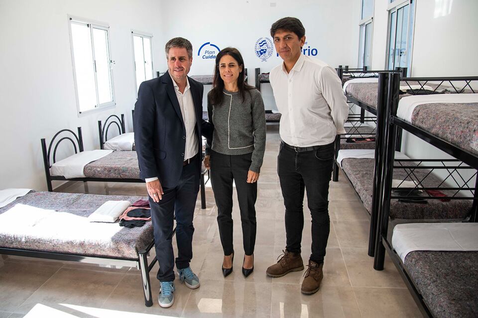 Funcionarios municipales inauguraron el espacio de Uriburu 3800.