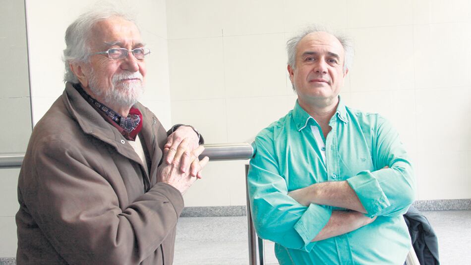 Ernesto Acher y Jorge de la Vega denuncian con humor y excelente música el engaño de la Cenicienta.