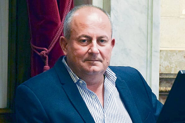 Marino es senador desde 2003 y fue dos veces candidato a gobernador.