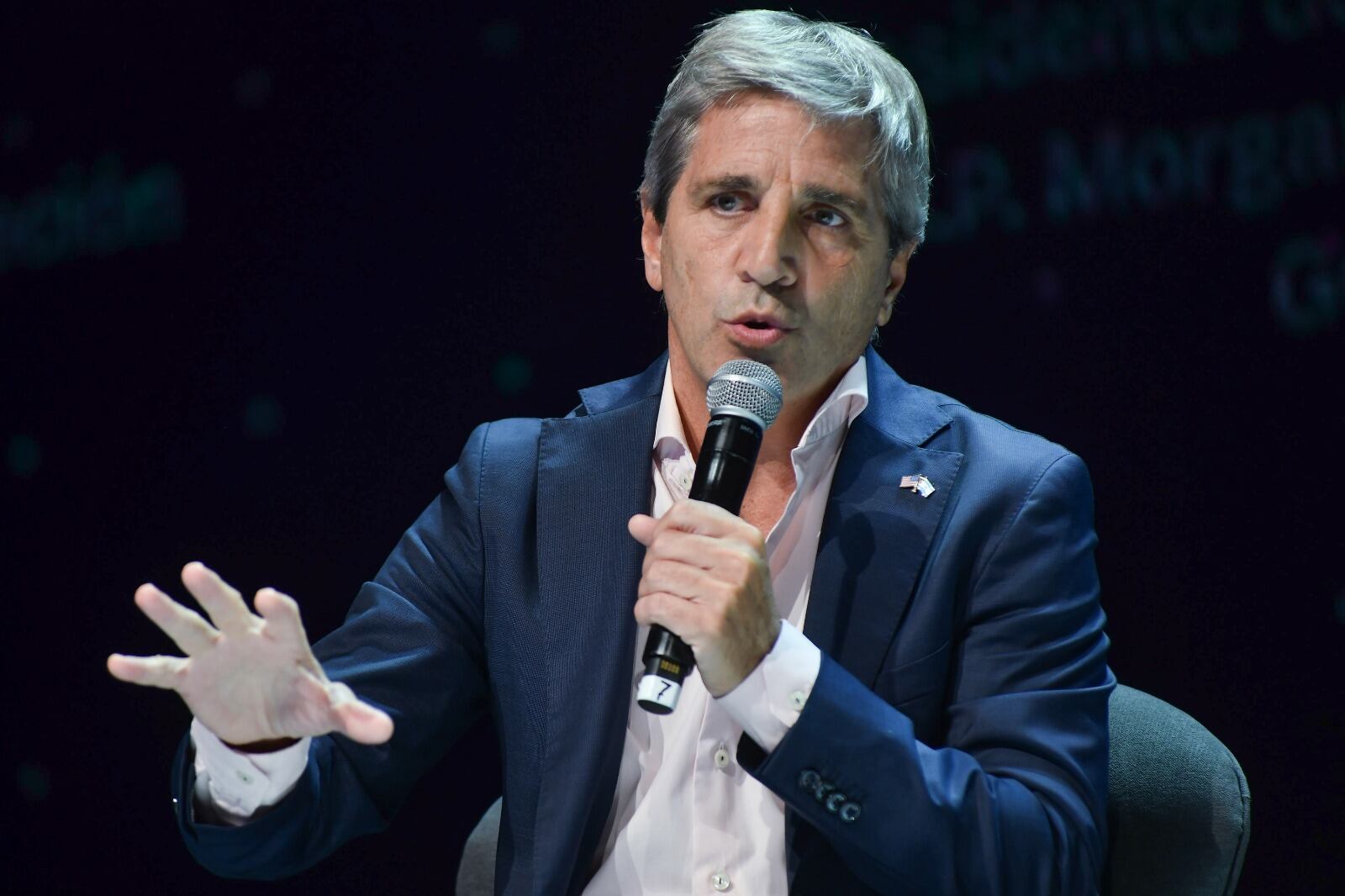 El ministro, en la trampa de una economía sin divisas