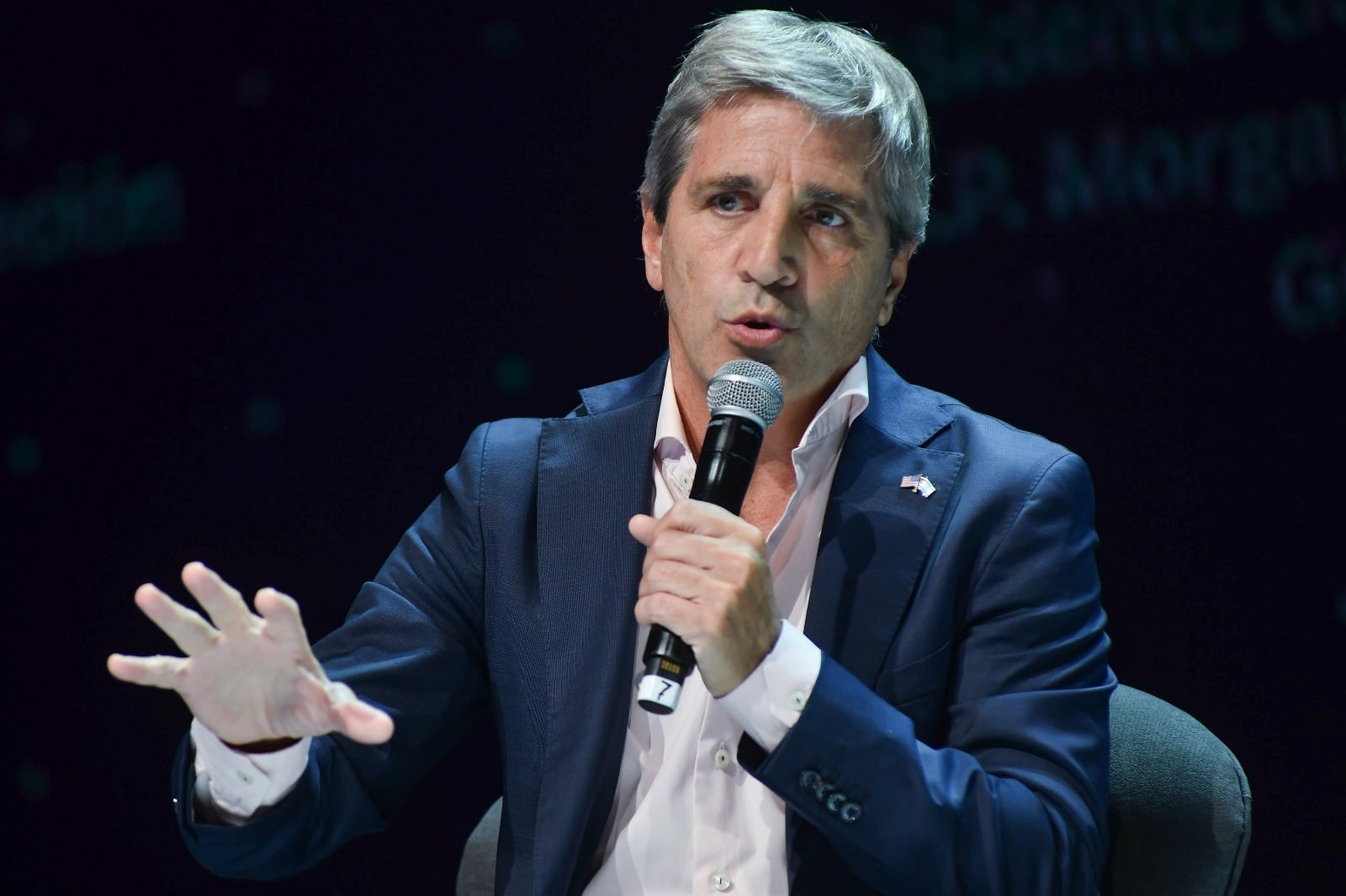 El ministro, en la trampa de una economía sin divisas