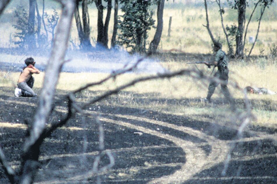 En enero de 1989, la represión militar y policial dejó un saldo de 32 militantes muertos.