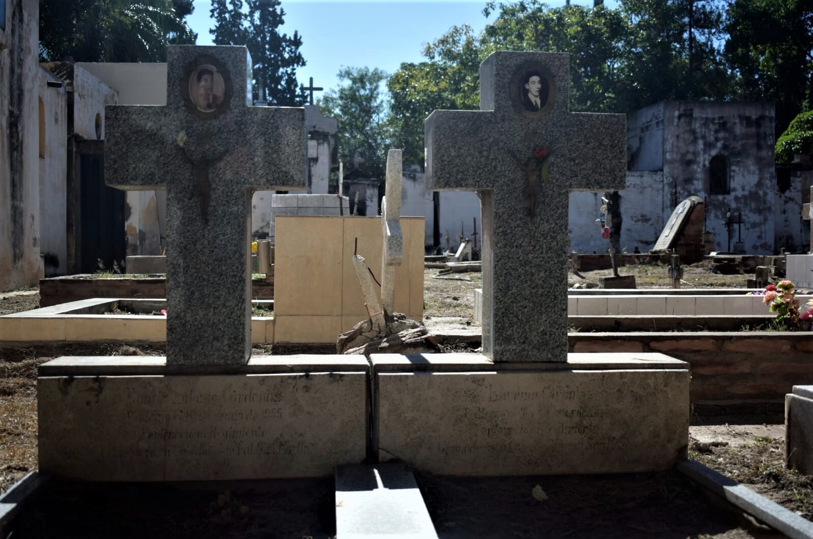 Tumbas de Laudino Córdoba y Ramón Antonio Cárdenas.