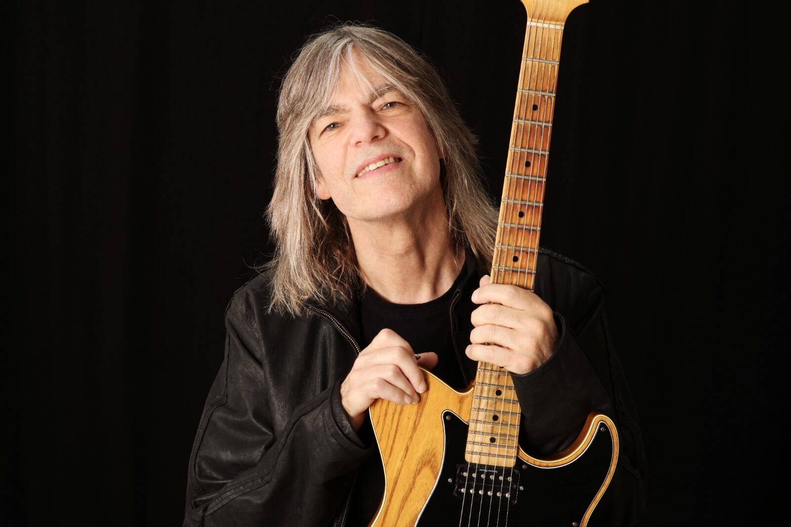 Mike Stern es uno de los héroes de la guitarra de las últimas décadas.