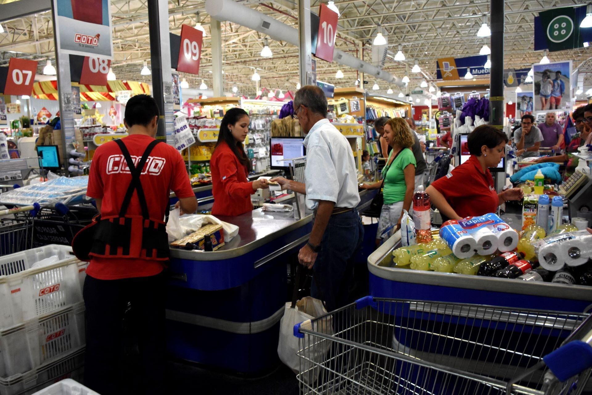 Empleados de Comercio: cómo quedan los sueldos a partir de noviembre 2023.