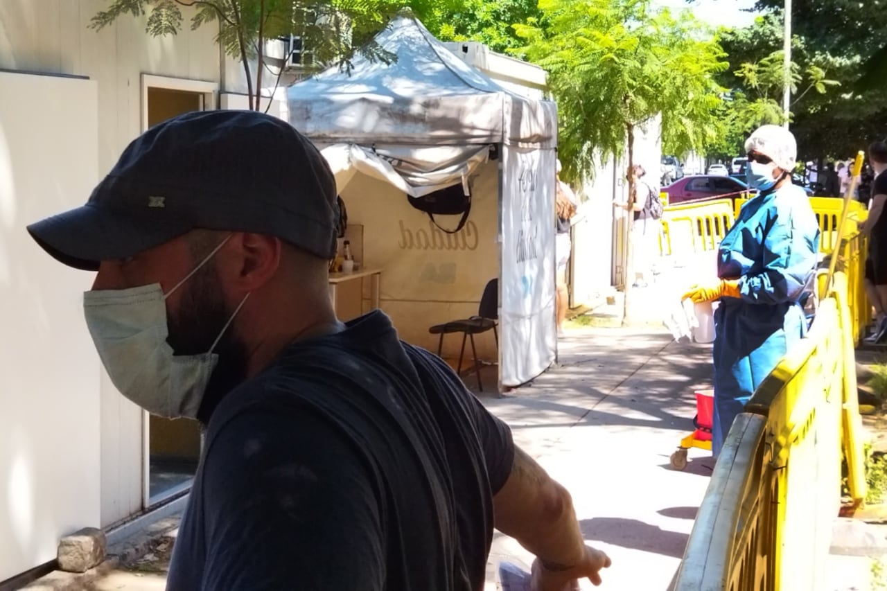 Hay por el momento 2321 personas internadas en Unidades de Terapia Intensiva