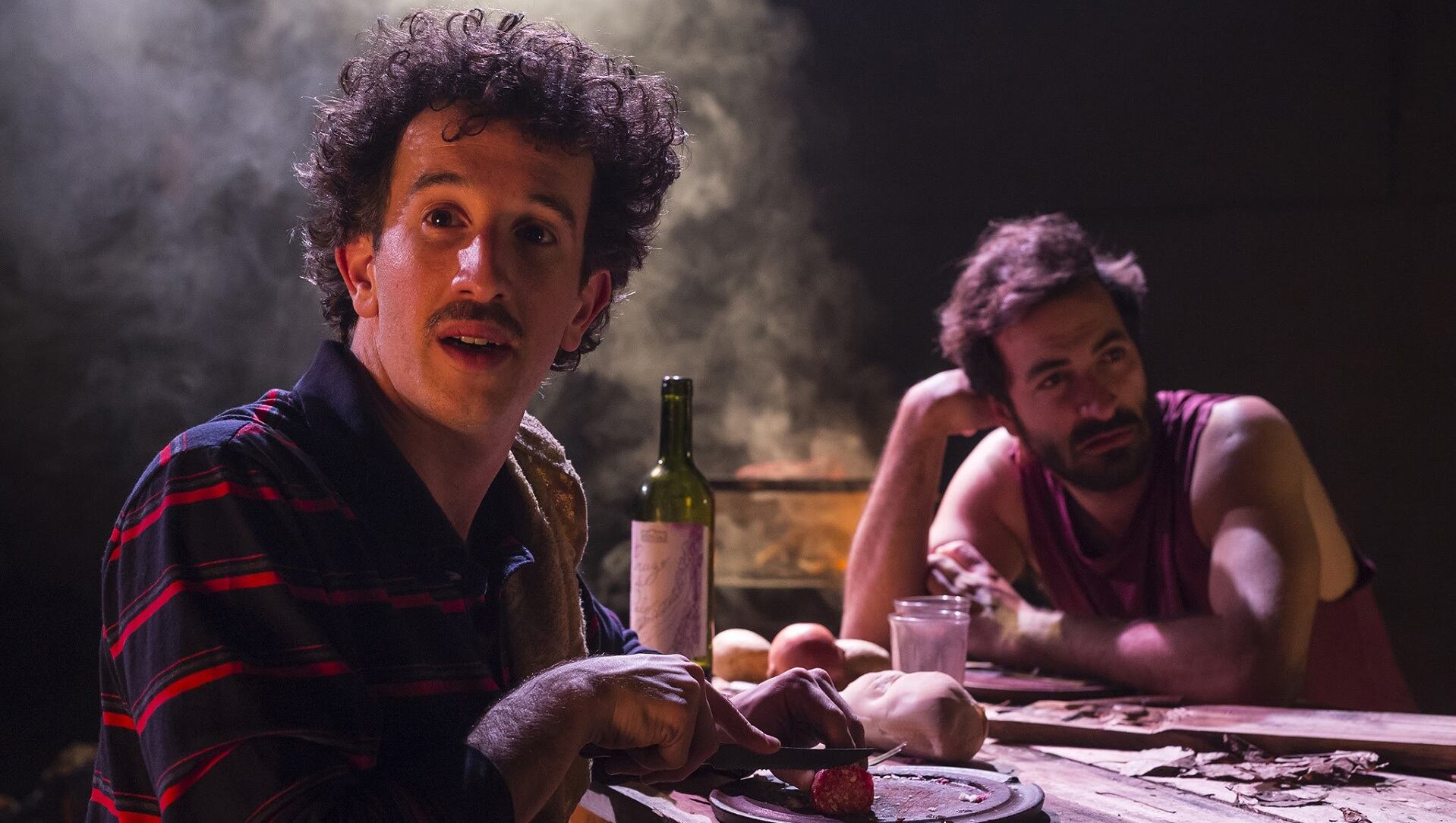 En "Icho Cruz" (viernes a las 21, Espacio Sísmico) hay primos sub25, reencuentro familiar y herencia de la nona.