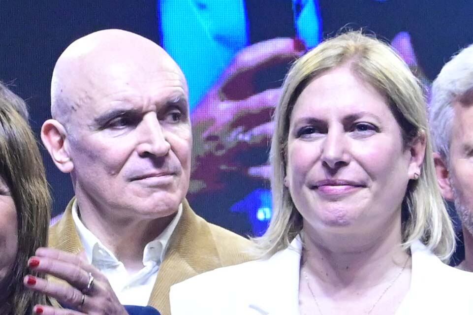 Espert se había colado en los festejos del triunfo electoral del 2023 en Santa Fe.