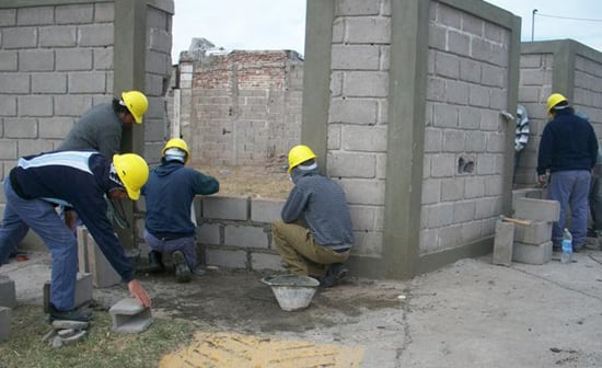 Buscan disminuir la cantidad de demandas por accidentes en el trabajo.