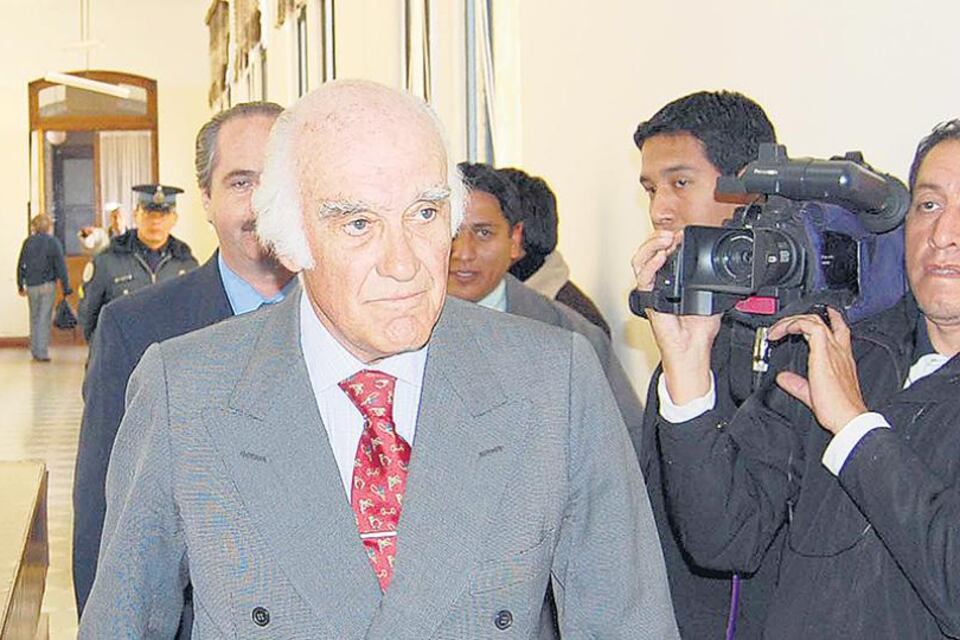 Hace pocos día comenzó en Salta el juicio al ex juez Ricardo Lona, acusado por su rol en la desaparición del ex gobernador Miguel Ragone, en 1976.