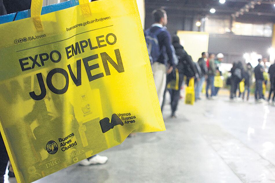 Los datos del Indec reflejan una agudización de la crisis de empleo entre los jóvenes.
