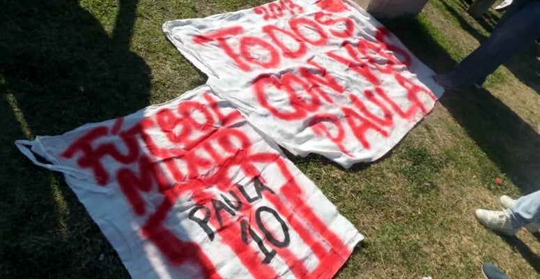 Paula Bolaño jugadora e hincha de fútbol