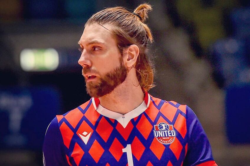 Imhoff se lesionaba seguido hasta que arrancó el proceso de adaptación de su sexualidad