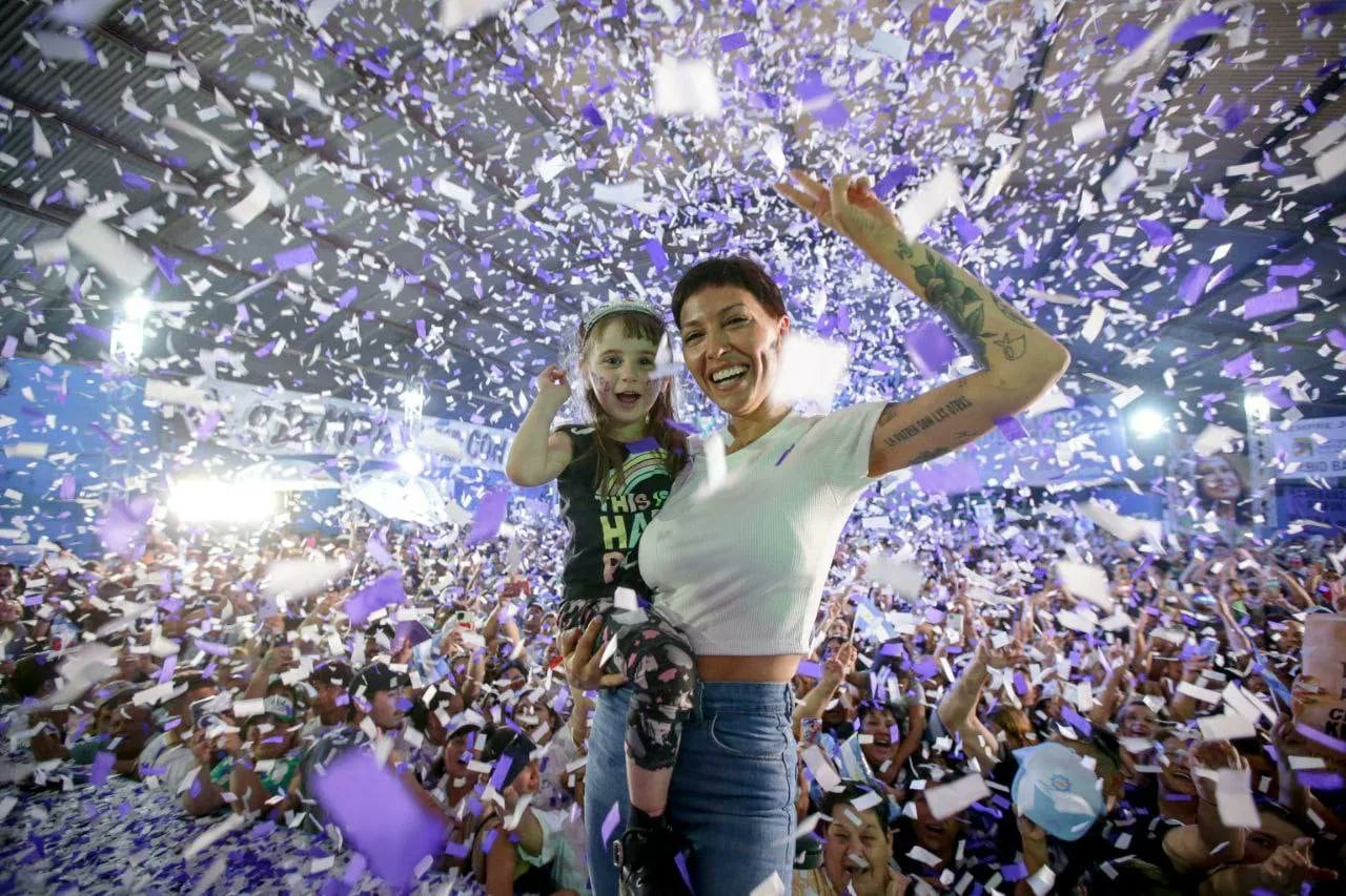 Mayra Mendoza cerró en en San Francisco Solano.