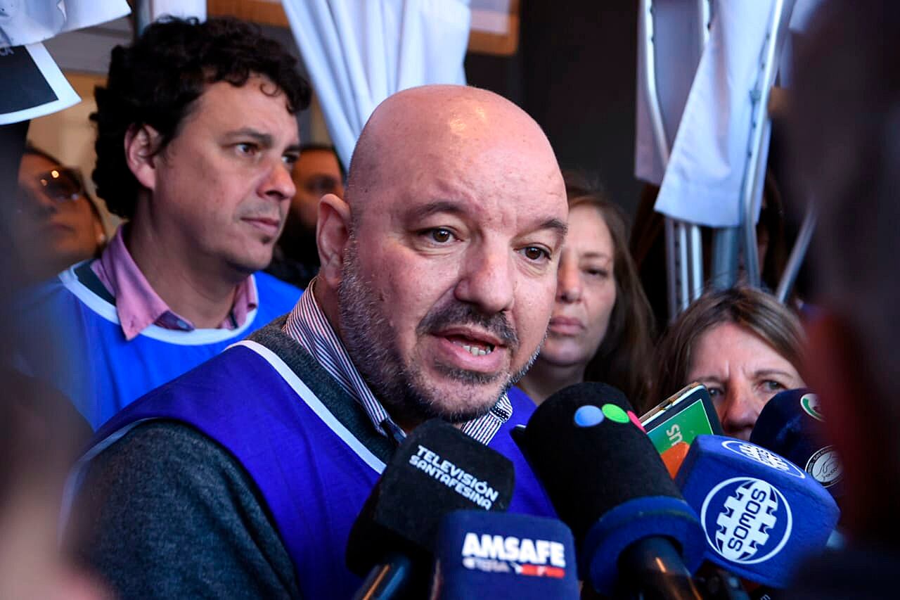 Rodrigo Alonso exigió que se convoque a paritaria nacional.