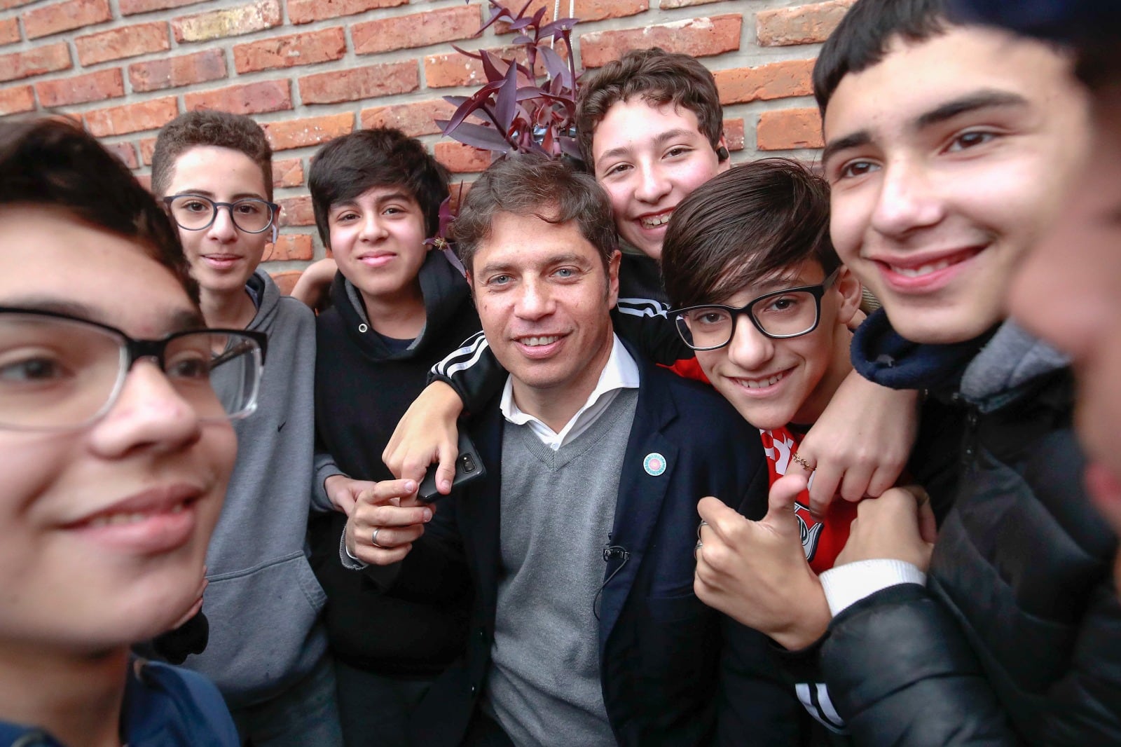 Kicillof ya camina la provincia con gobernador y candidato a la reelección.