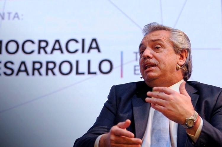 El candidato del Frente de Todos no ahorró críticas al FMI por el préstamo dado al gobierno de Macri.