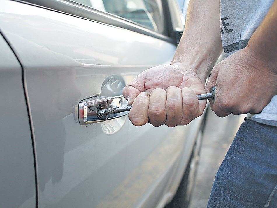 En el AMBA, la mayor parte de los autos se roba para desarmar.