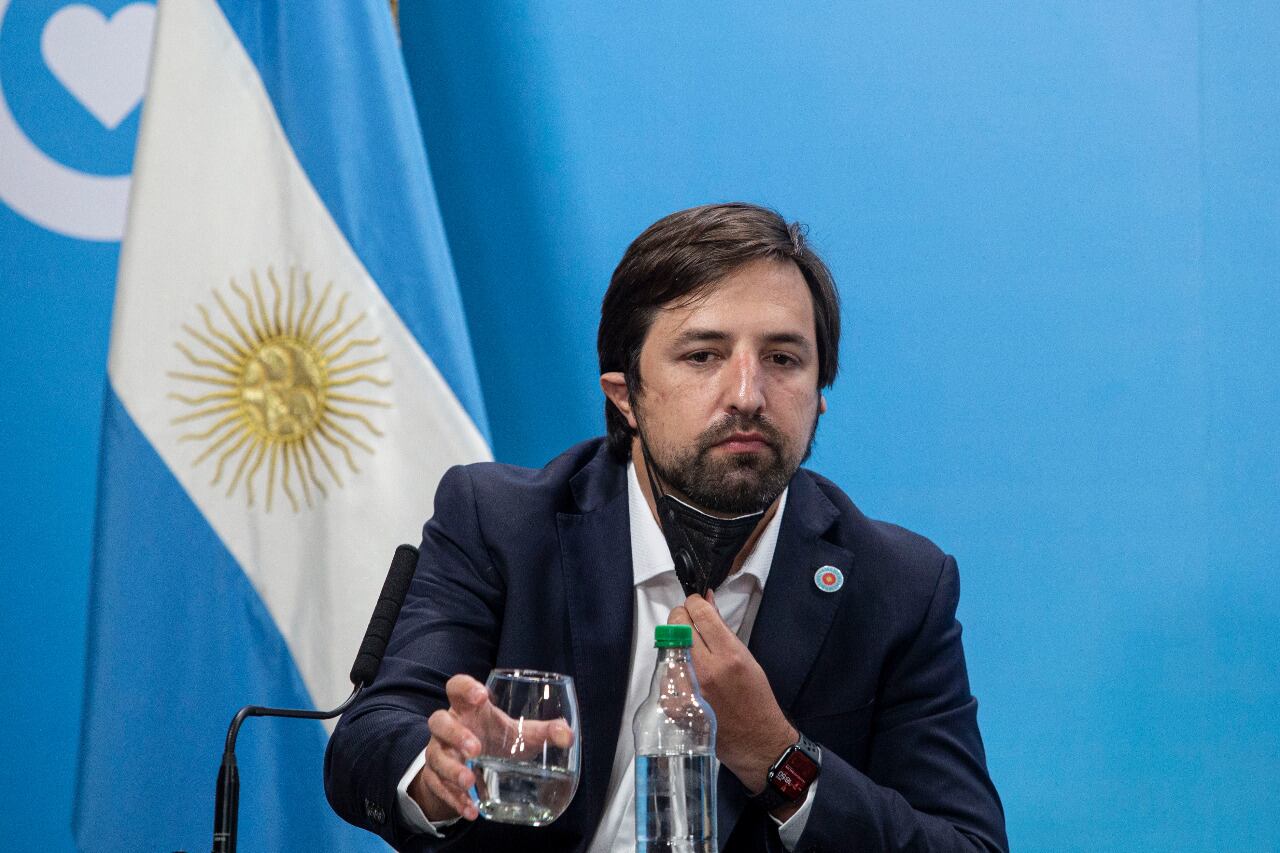 Kreplak aclaró que para avanzar en más aperturas “se deben mantener los cuidados”.