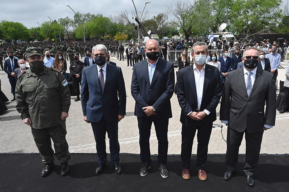 Fernández junto a Perotti, Lagna y Javkin en el Museo del Deporte.