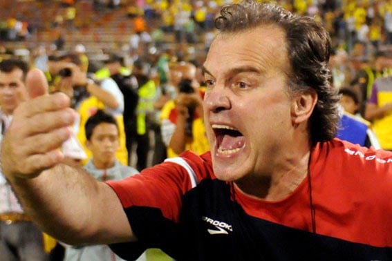 Bielsa, durante su etapa como entrenador de la selección de Chile.
