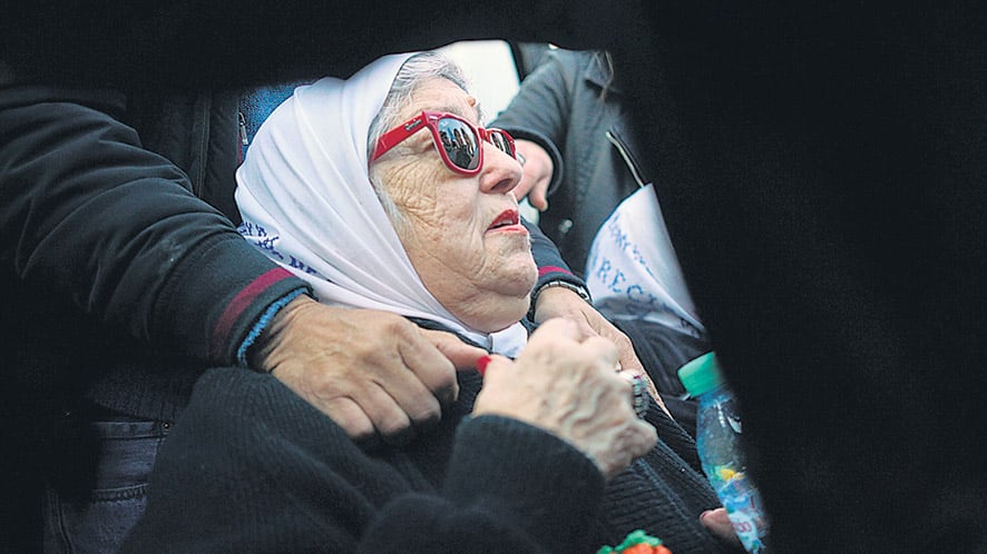 Hebe de Bonafini prendió las luces de alarma con su denuncia.
