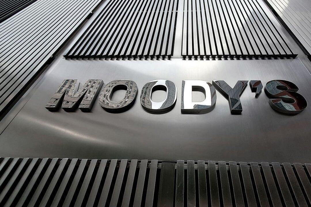 "La apreciación cambiaria aumentó los costos operativos de las empresas", señaló la firma consultora