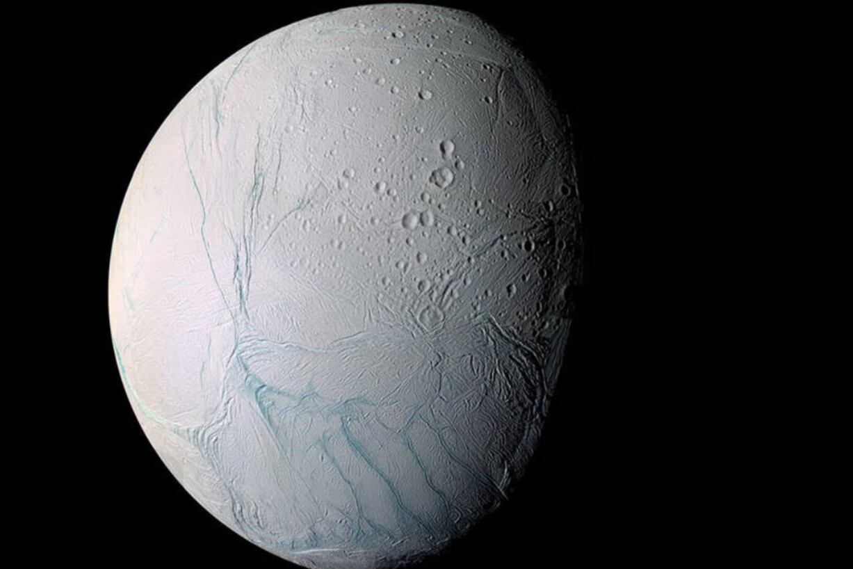 Una de las lunas de Saturno. Imagen: NASA