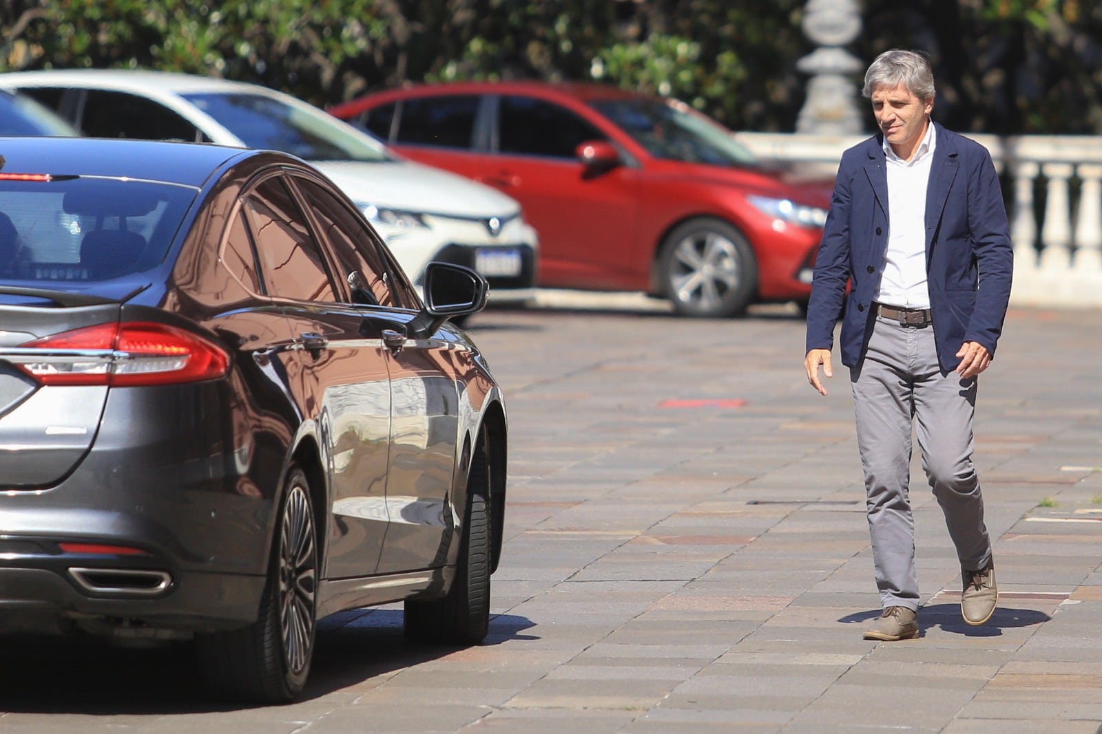 Luis Caputo, el endeudador busca que le presten