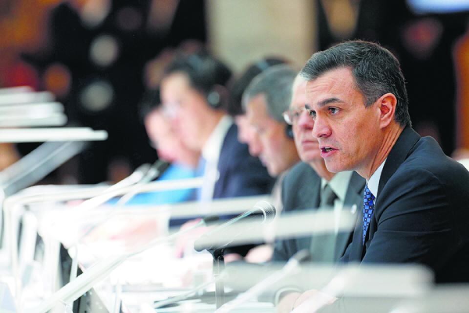 El socialista Pedro Sánchez no logró la mayoría absoluta para ser investido presidente del gobierno español.