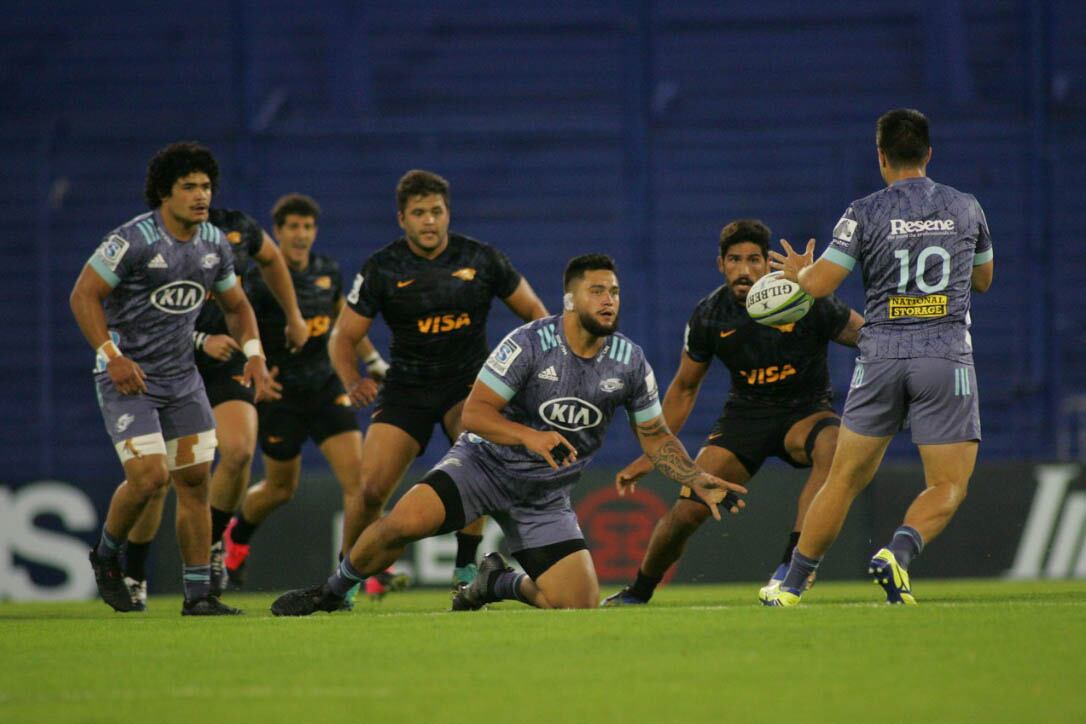 Medrano y Bruni a la espera del 10, Garden-Bachop.