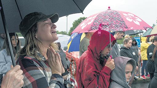 Dolor y desconsuelo en el velorio de las víctimas.