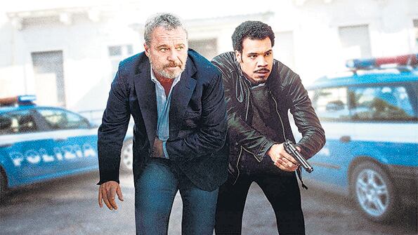 El clima de trabajo entre Carlo y Malik dista mucho del de los “buddy cops”.